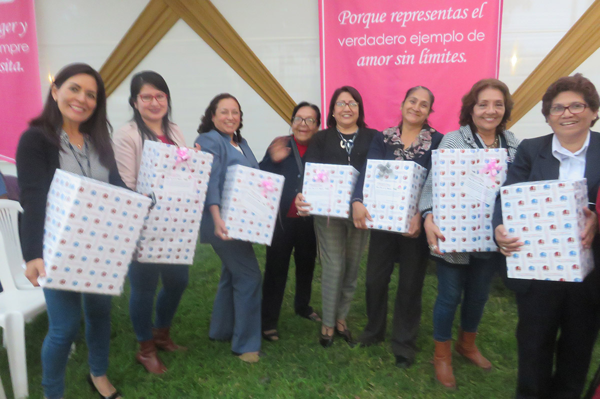 ADAVAMINSA Presenta Saludo al Celebrarse Día de las Madres