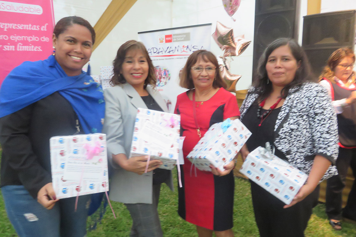 ADAVAMINSA Presenta Saludo al Celebrarse Día de las Madres