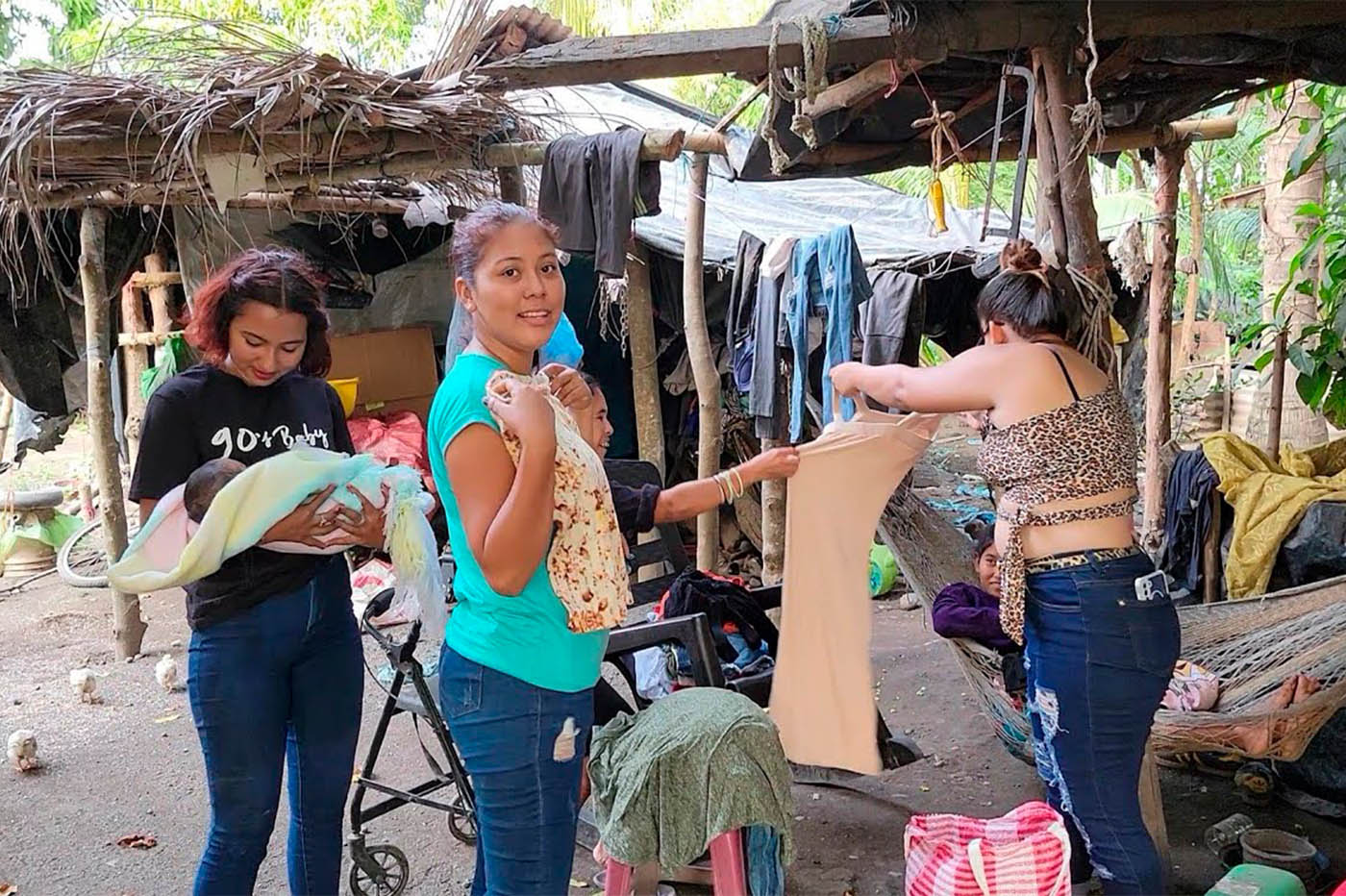 ADAVAMINSA HIZO ENTREGA DE LOS SIGUIENTES DONATIVOS EN ENERO