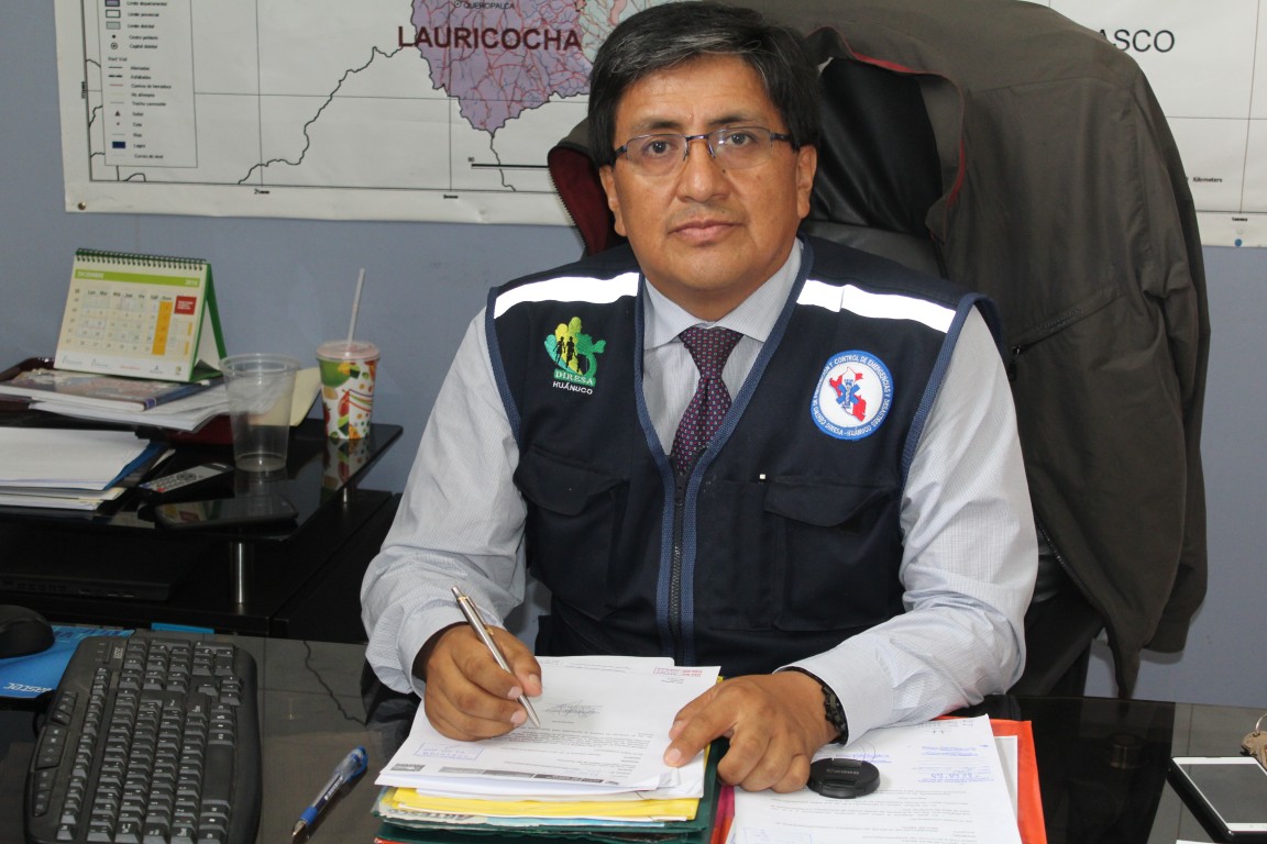 DIRECTOR